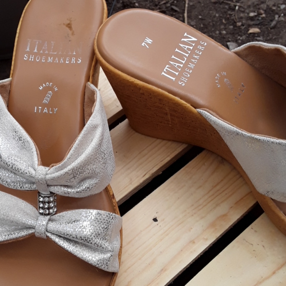 Shoes - Picture 2 of 4